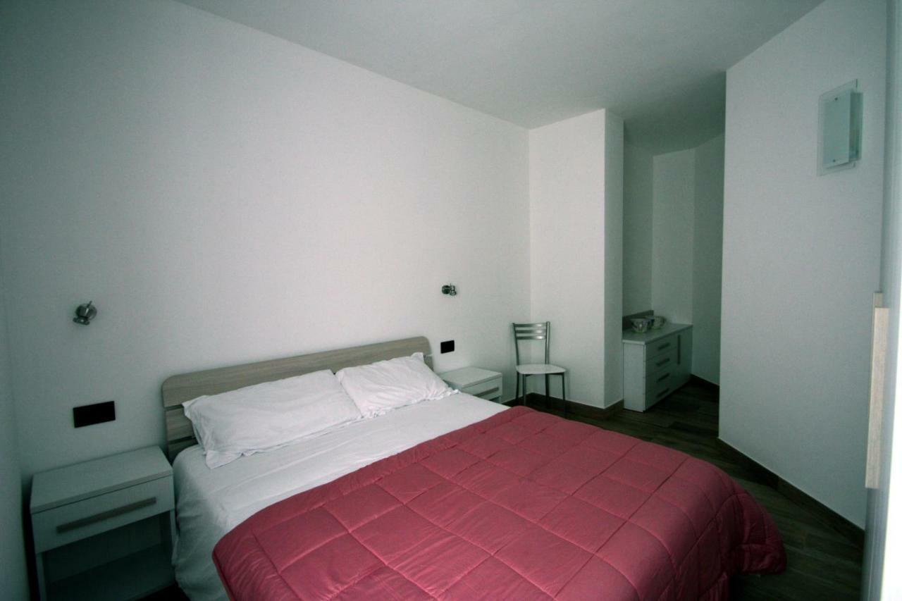 メッツァーナCasa Ai Stabliアパートメント エクステリア 写真