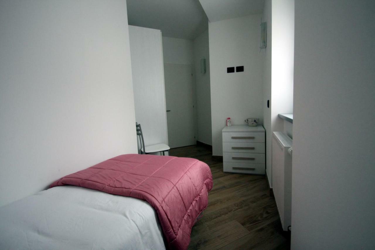 メッツァーナCasa Ai Stabliアパートメント エクステリア 写真